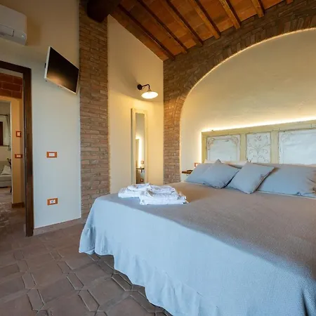 Ricci Con Esclusiva E Vasca Idromassaggio Villa *
