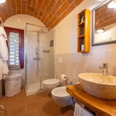 Ricci Con Esclusiva E Vasca Idromassaggio Villa Montefoscoli